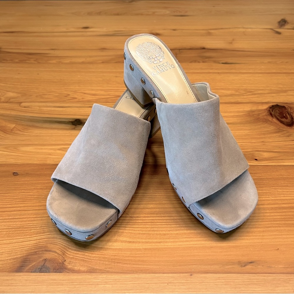 Women’s Size 8 Sand Opened Toe Mules